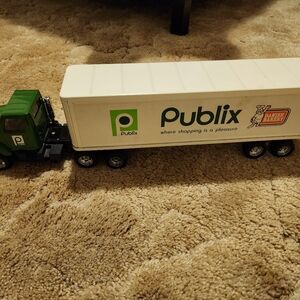 ERTL Publix Danish Bakery truck & trailer toy